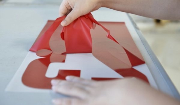 IECHO SKII Cutting Machine: A New Solution for Heat Transfer Vinyl Cutting and Expanding Creative Applications